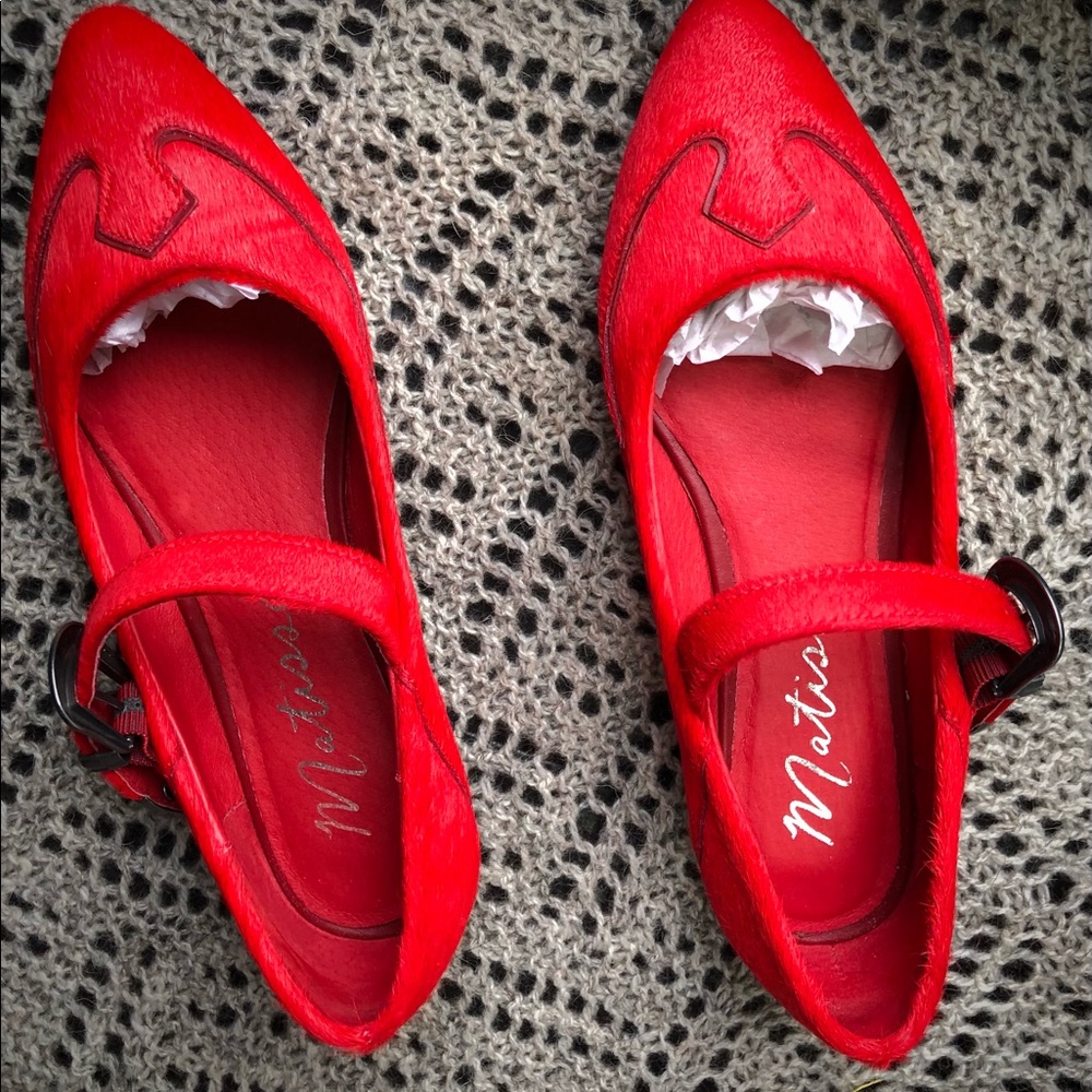 Red calf hair flats Sz 7 metisse